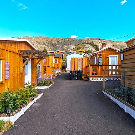 Yellowstone'S Treasure Cabins Гардінер Екстер'єр фото