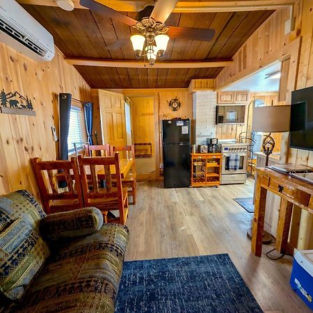 Yellowstone'S Treasure Cabins Гардінер Екстер'єр фото