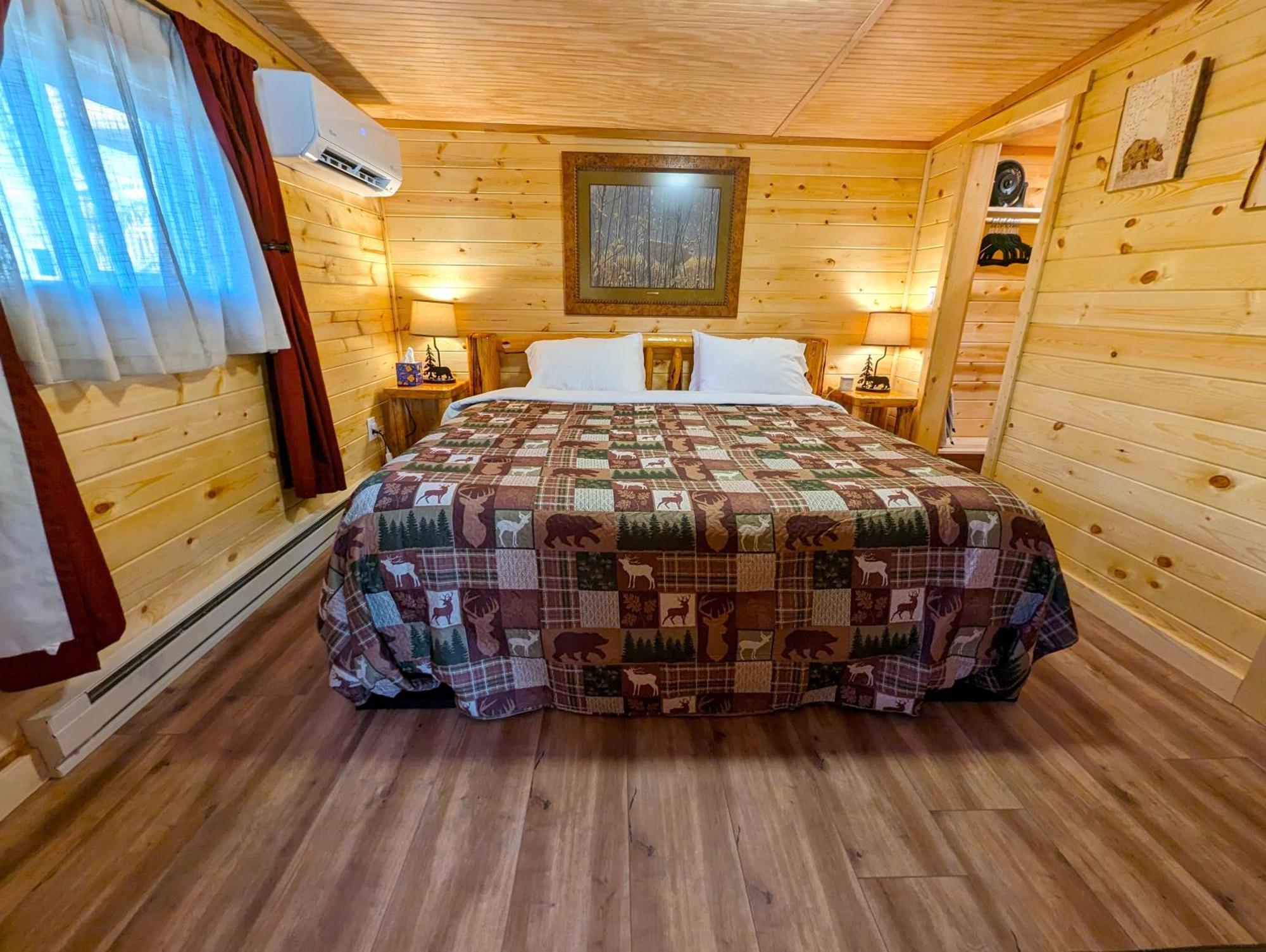 Yellowstone'S Treasure Cabins Гардінер Екстер'єр фото